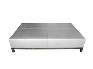 Benches + Ottomans — 05254